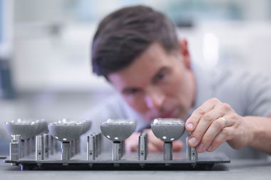 ����Ƹ��������������ʦ